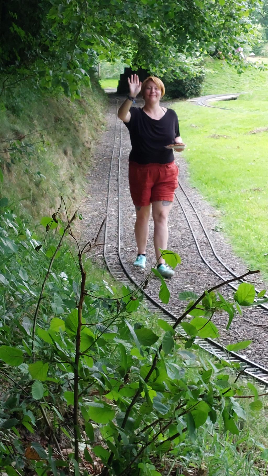 Lieferung übers Gleis ohne Waggon und Lok