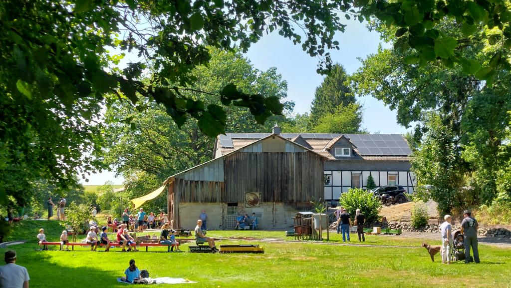 Personenzug amerikanisch bespannt